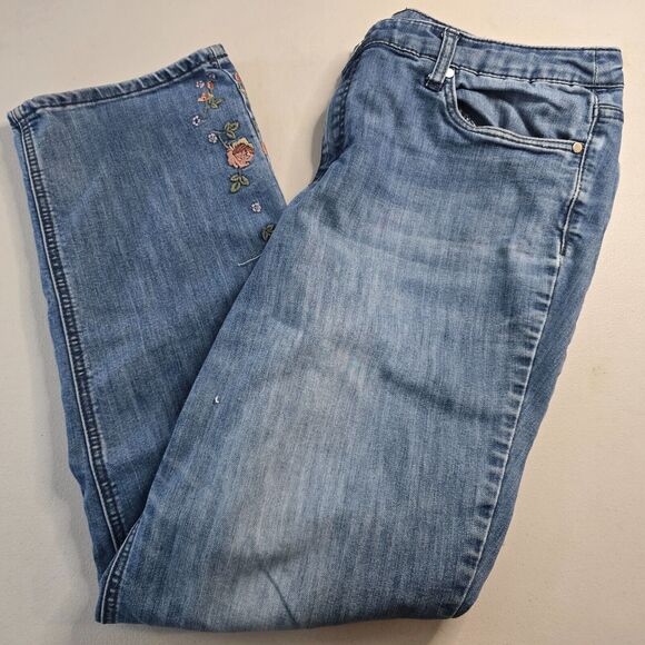 Christopher & Banks Jeans Women's 14 Blue Medium Wash Straight Rose Embroidering - Picture 11 of 16